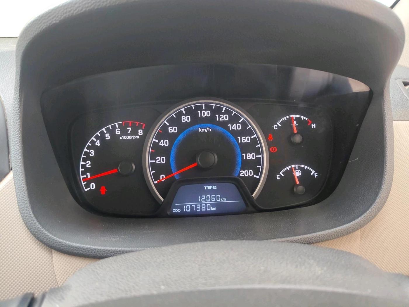 2019 Hyundai Grand i10 SPORTZ 1.2 KAPPA VTVT, Petrol, Manual, 1,07,380 km, interior