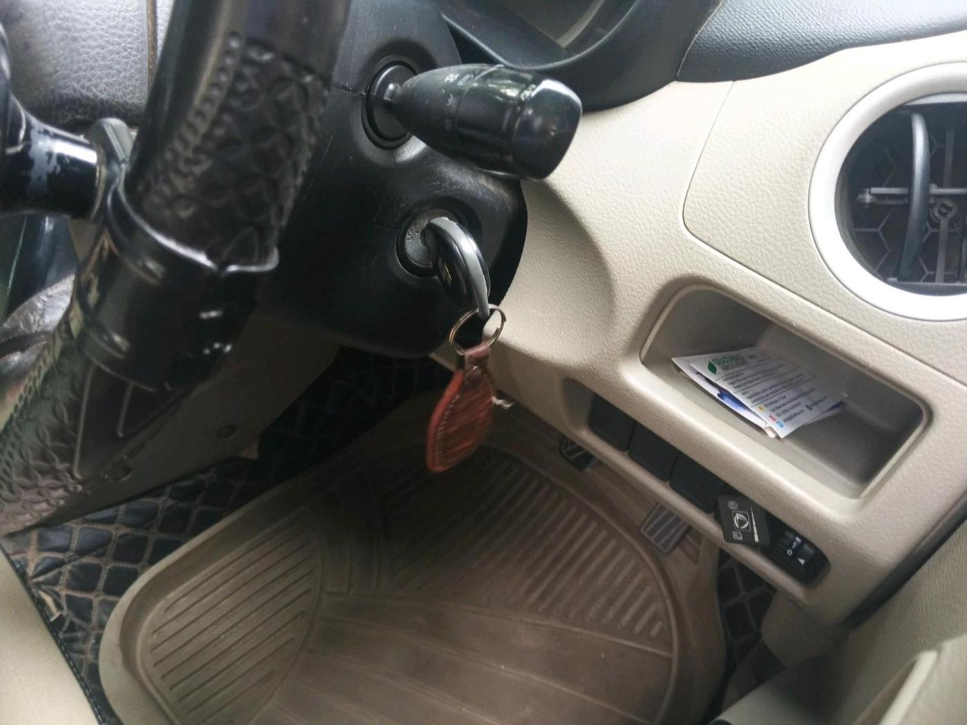 2016 Maruti Celerio ZXI, CNG, Manual, 94,103 km, interior