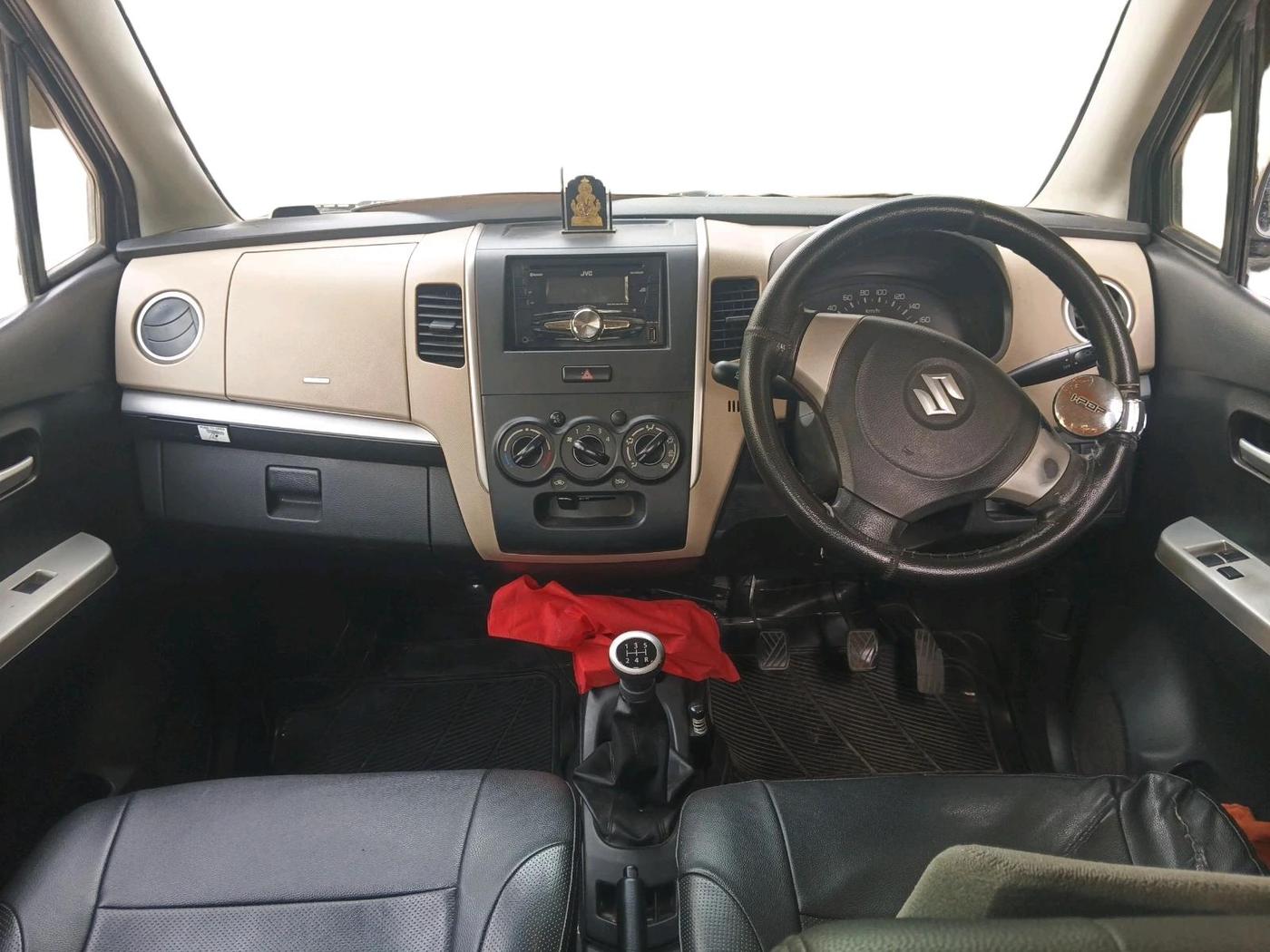 2018 Maruti Wagon R 1.0 LXI CNG, CNG, Manual, 1,03,510 km, interior