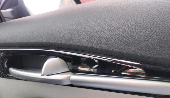 2025 KIA SELTOS HTX IVT, Petrol, Automatic, 10,232 km, interior