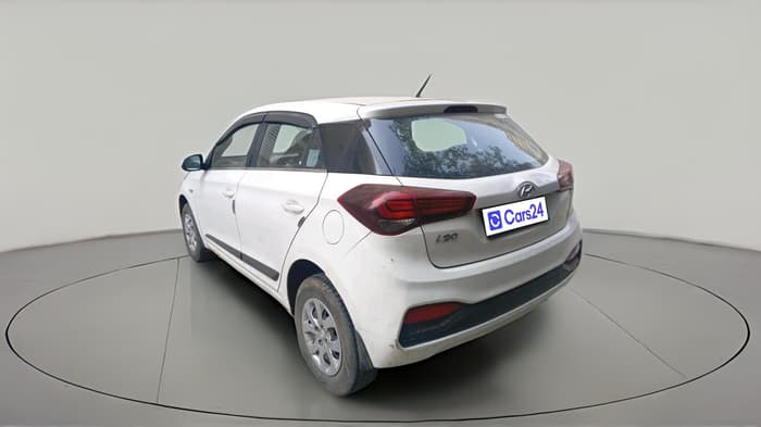 2018 Hyundai Elite i20 MAGNA EXECUTIVE 1.4 CRDI, Diesel, Manual, 1,40,091 km, exterior
