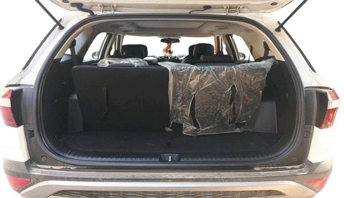 2023 Hyundai ALCAZAR PLATINUM 1.5 TURBO PETROL MT 7STR, Petrol, Manual, 27,489 km, exterior