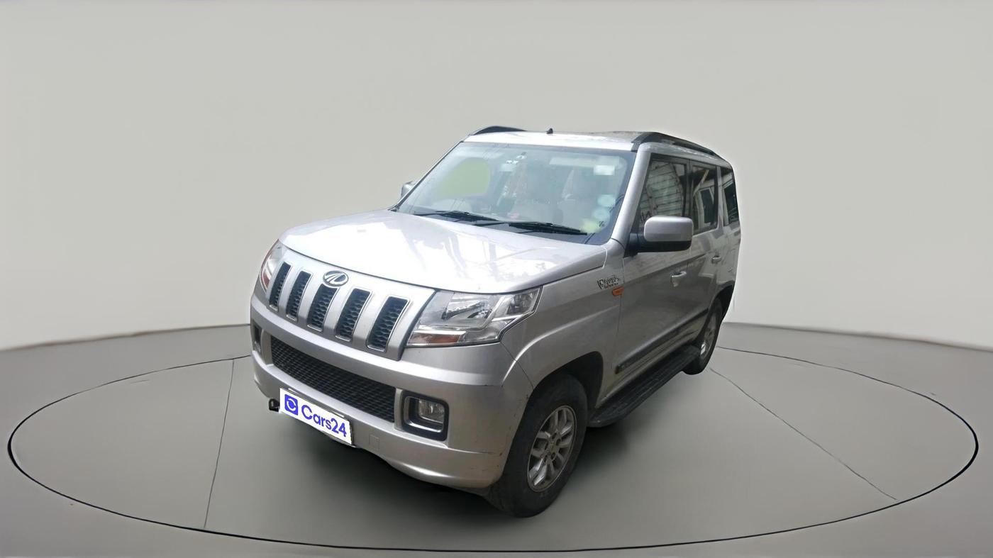 2017 Mahindra TUV300 T8, Diesel, Manual, 92,217 km, exterior