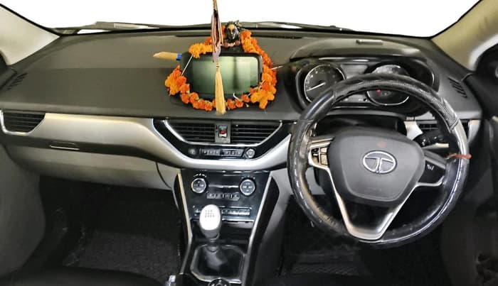2018 Tata NEXON XZ PLUS PETROL, CNG, Manual, 1,22,704 km, interior