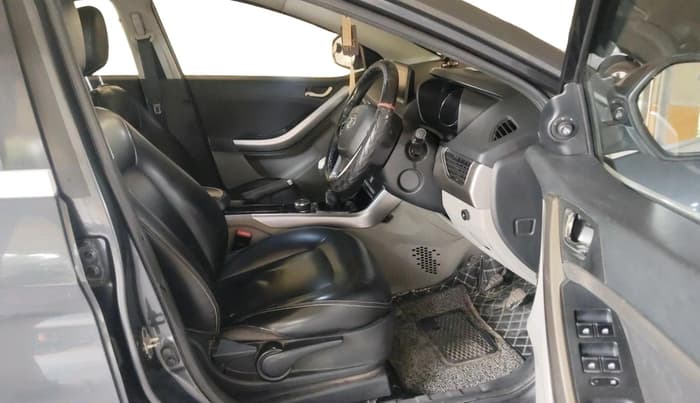 2018 Tata NEXON XZ PLUS PETROL, CNG, Manual, 1,22,704 km, interior