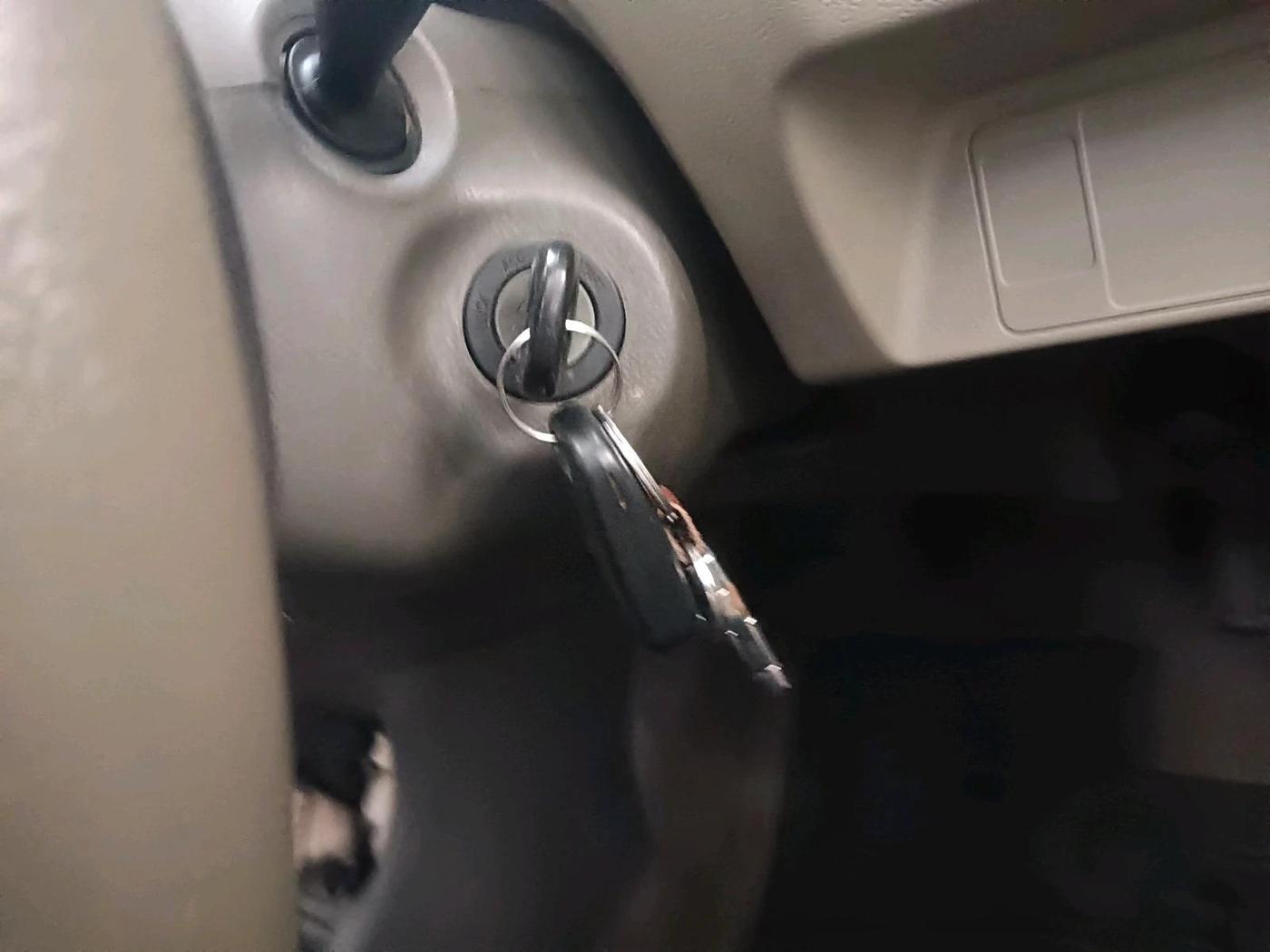 2015 Toyota Etios Liva V, Petrol, Manual, 69,812 km, interior