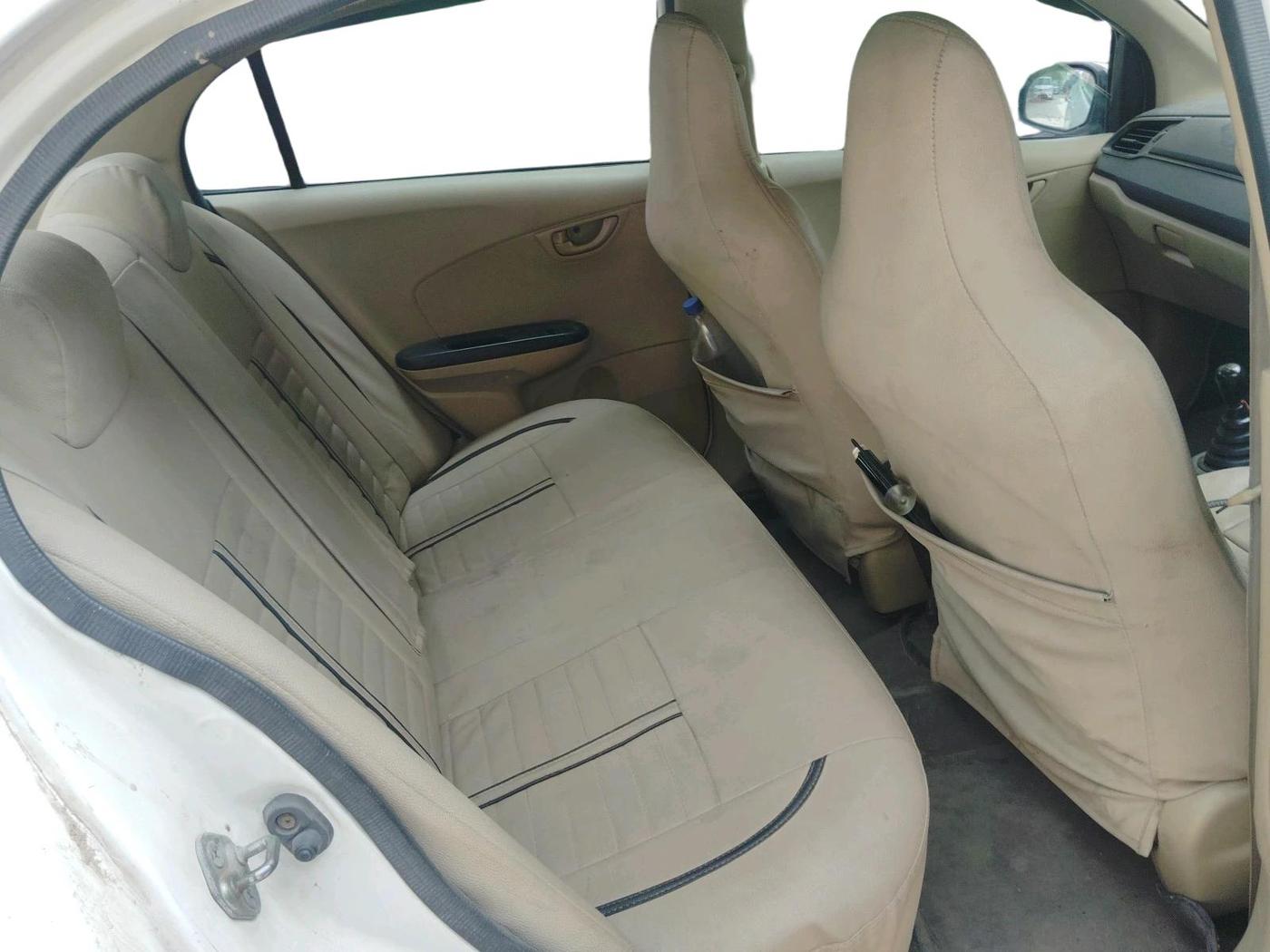 2016 Honda Amaze 1.2L I-VTEC E, CNG, Manual, 1,06,638 km, interior