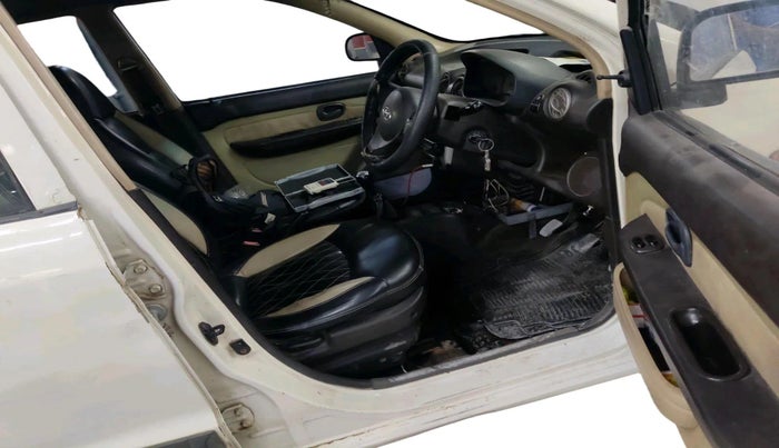 2012 Hyundai Santro Xing GL PLUS, CNG, Manual, 2,19,832 km, interior