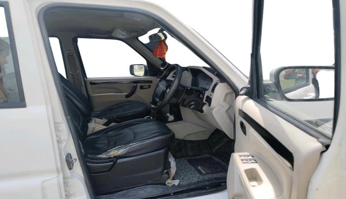 2020 Mahindra Scorpio S3, Diesel, Manual, 1,07,341 km, interior