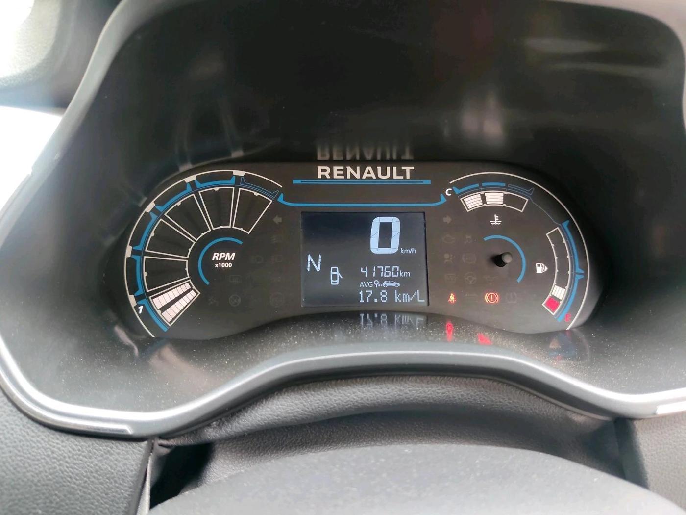 2020 Renault TRIBER RXZ AMT, Petrol, Automatic, 41,760 km, interior