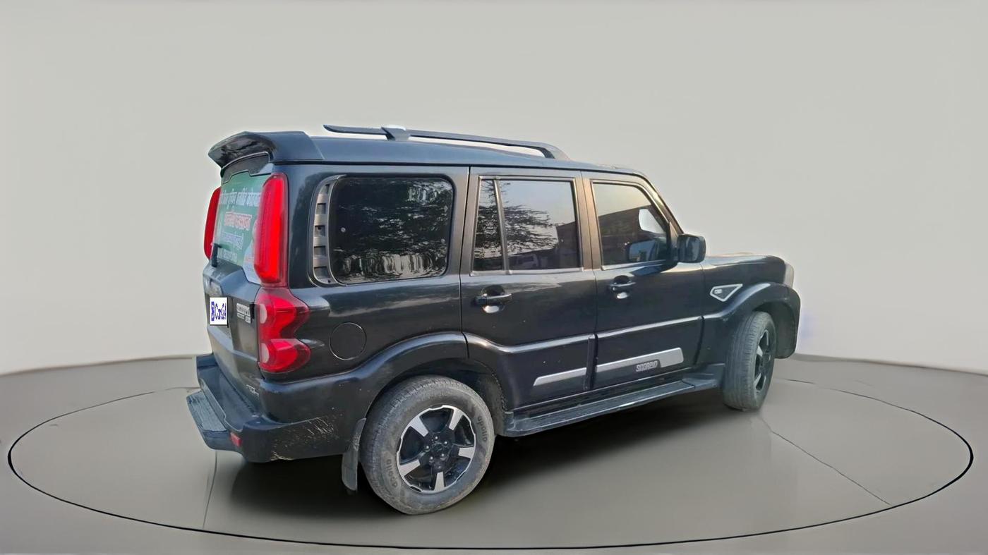 2022 Mahindra SCORPIO CLASSIC S11 7STR, Diesel, Manual, 1,10,821 km, exterior