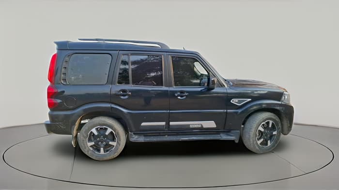 2022 Mahindra SCORPIO CLASSIC S11 7STR, Diesel, Manual, 1,10,821 km, exterior