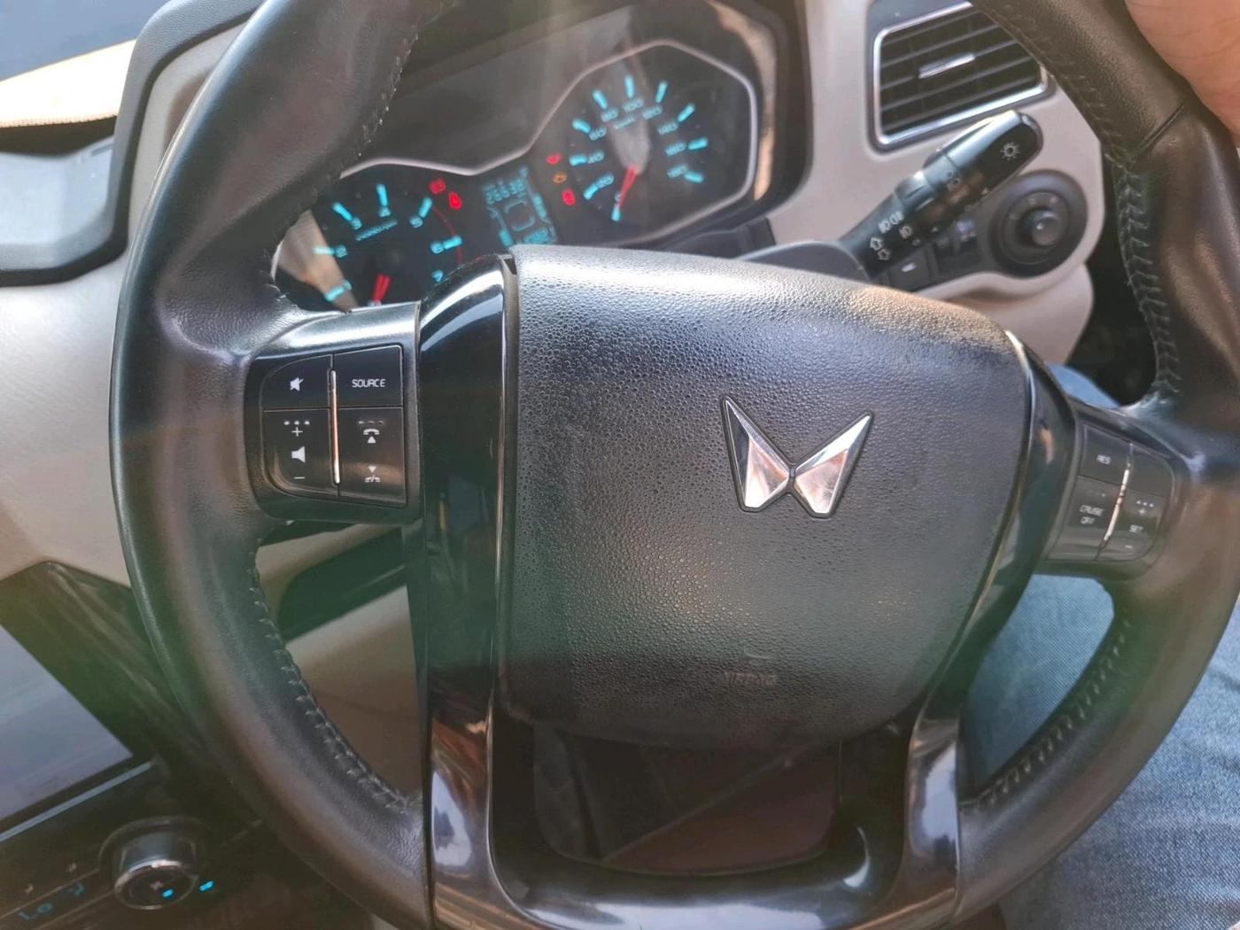 2022 Mahindra SCORPIO CLASSIC S11 7STR, Diesel, Manual, 1,10,821 km, interior