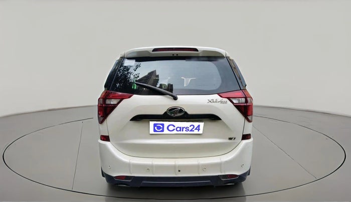 2020 Mahindra XUV500 W7, Diesel, Manual, 67,620 km, exterior