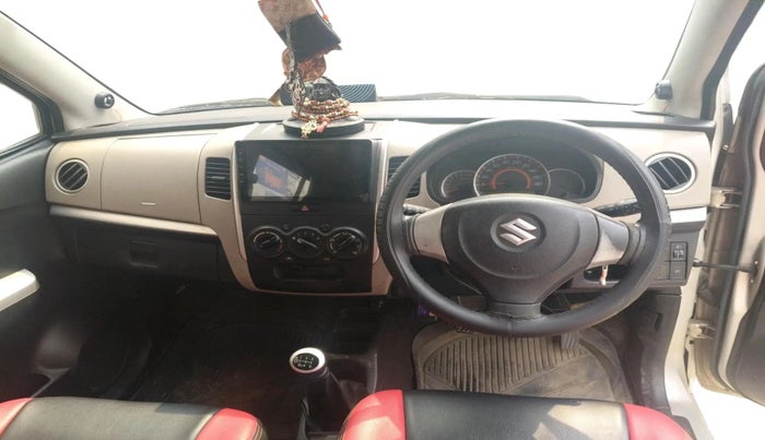 2015 Maruti Wagon R 1.0 VXI, CNG, Manual, 90,149 km, interior