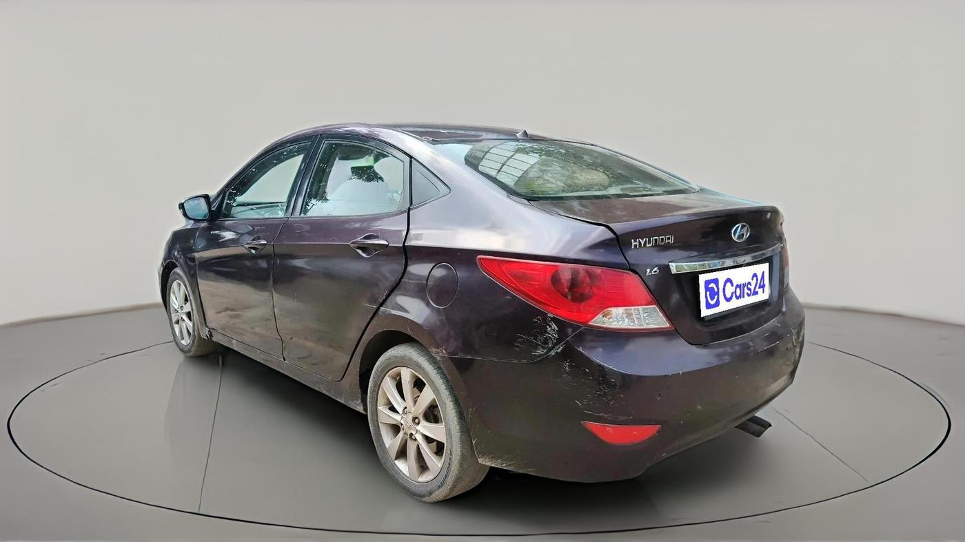 2012 Hyundai Verna FLUIDIC 1.6 VTVT SX, Petrol, Manual, 2,39,701 km, exterior