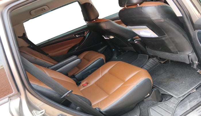 2021 Toyota Innova Crysta 2.4 G 7 STR, Diesel, Manual, 96,360 km, interior