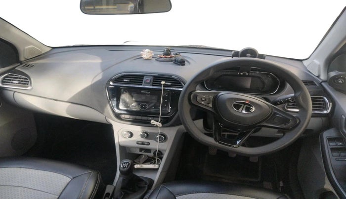 2024 Tata Tiago XT CNG, CNG, Manual, 63,947 km, interior