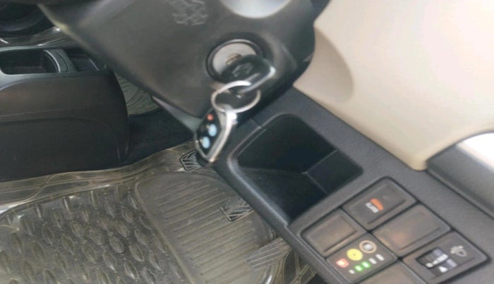 2017 Maruti Wagon R 1.0 LXI CNG, CNG, Manual, 85,196 km, interior