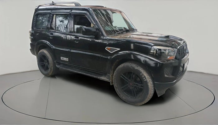 2017 Mahindra Scorpio S6 PLUS, Diesel, Manual, 548 km, exterior