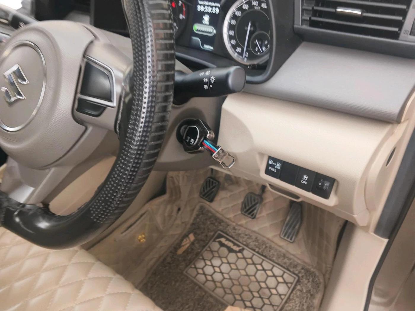 2025 Maruti Ertiga VXI CNG, CNG, Manual, 22,691 km, interior