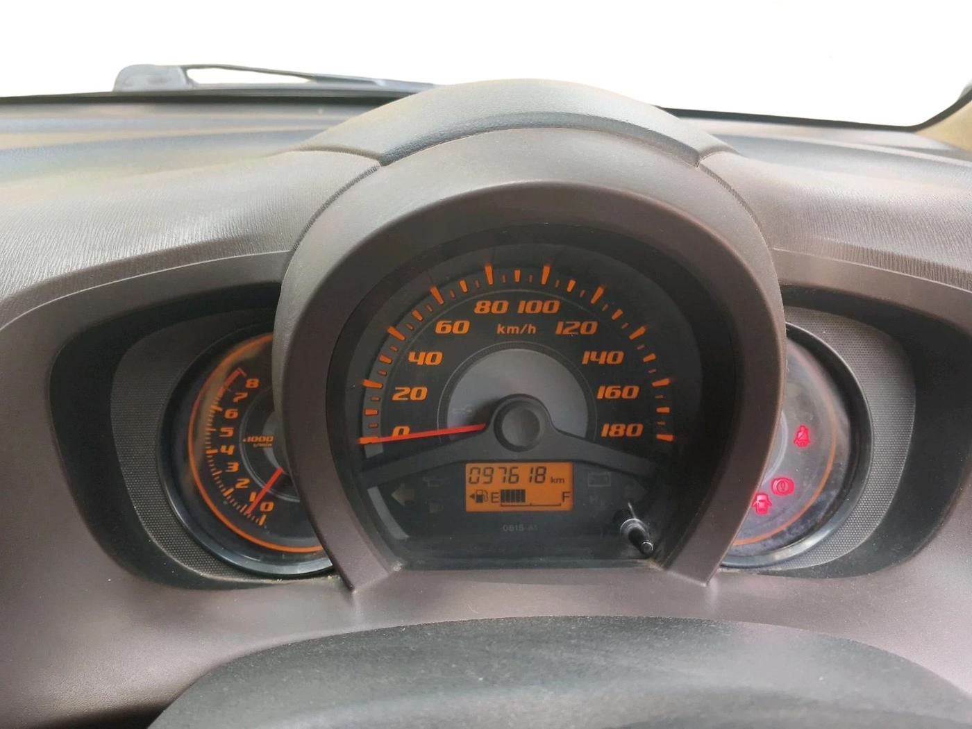 2013 Honda Amaze 1.2L I-VTEC S, Petrol, Manual, 97,618 km, interior