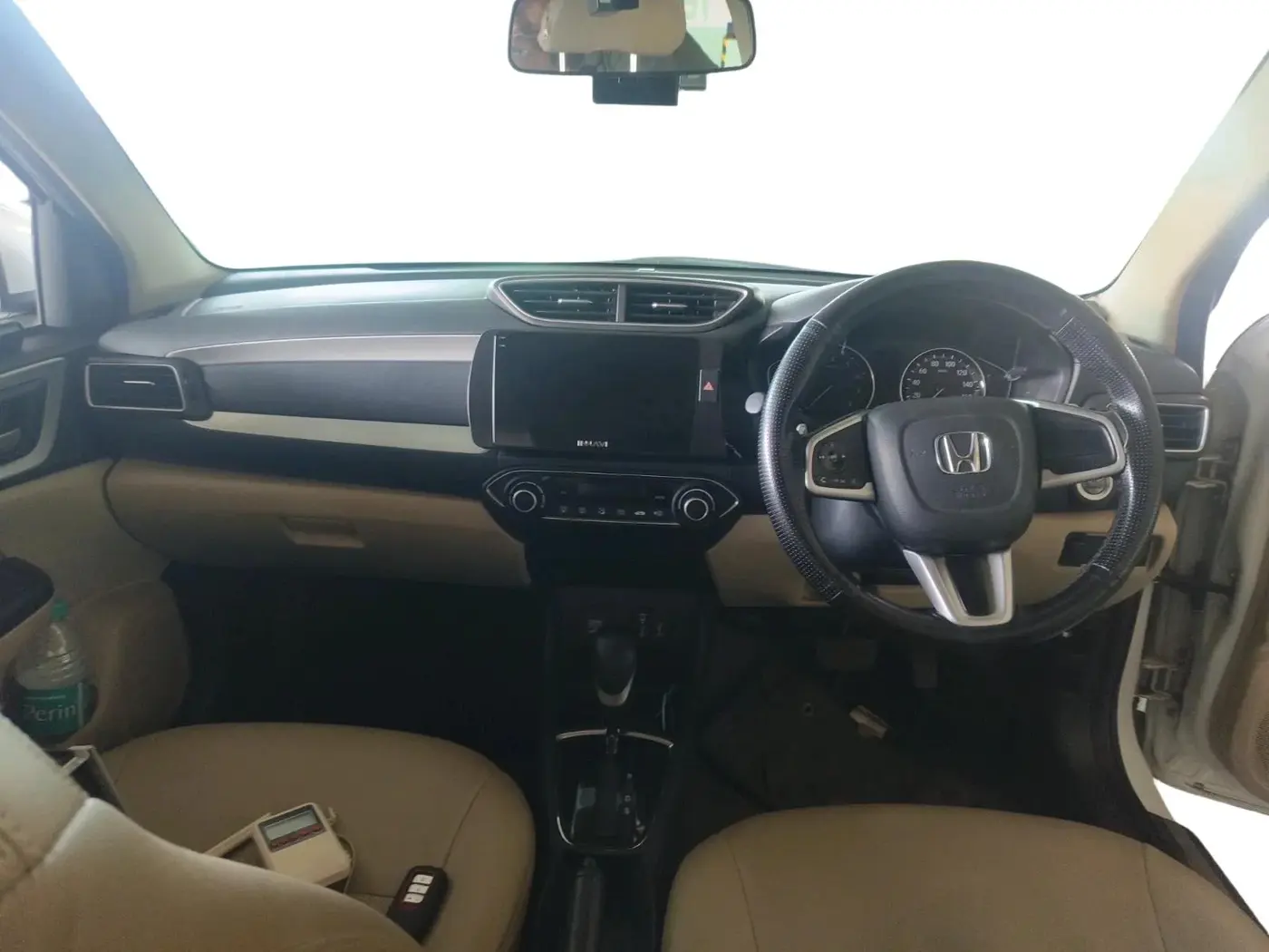 2024 Honda Amaze 1.2L I-VTEC VX CVT, Petrol, Automatic, 20,000 km, interior