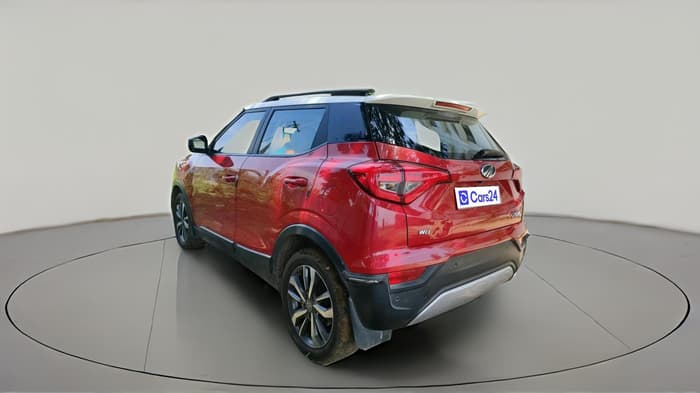 2021 Mahindra XUV300 W8 (O) 1.5 DIESEL, Diesel, Manual, 1,13,237 km, exterior