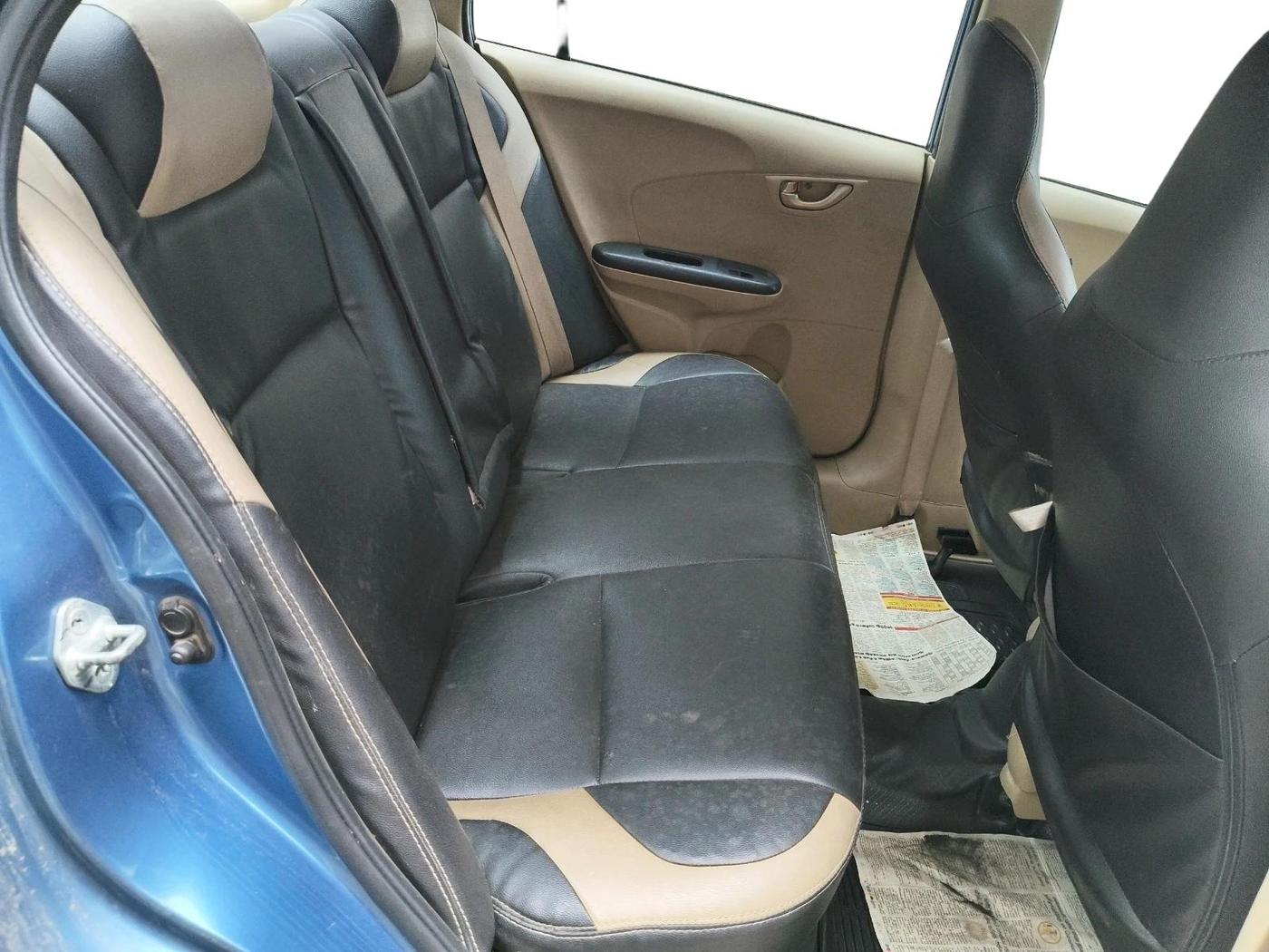 2014 Honda Amaze 1.5L I-DTEC S, Diesel, Manual, 1,49,901 km, interior