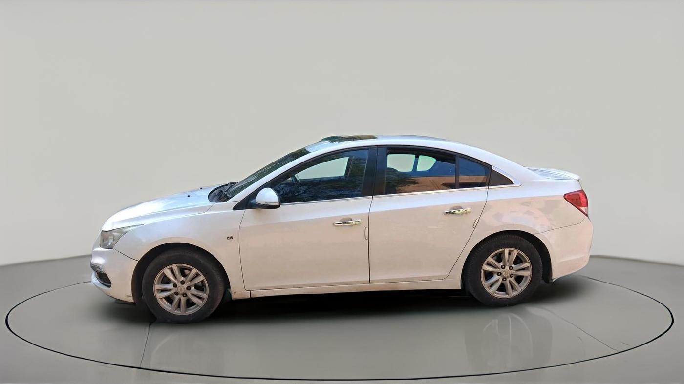2016 Chevrolet Cruze LTZ, Diesel, Manual, 1,71,940 km, exterior