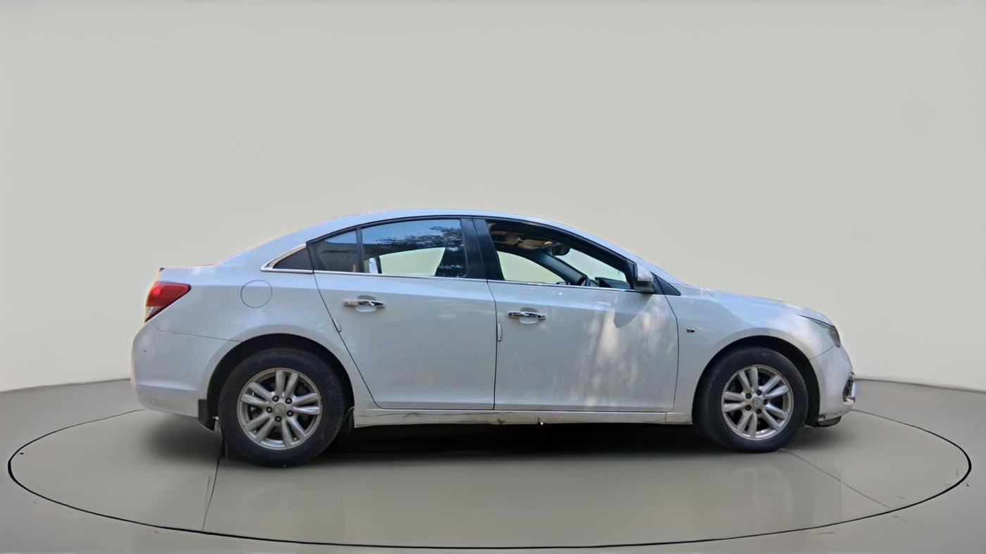 2016 Chevrolet Cruze LTZ, Diesel, Manual, 1,71,940 km, exterior