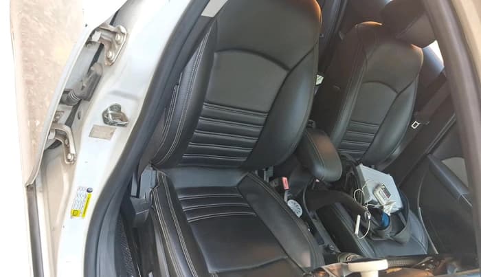 2016 Chevrolet Cruze LTZ, Diesel, Manual, 1,71,940 km, interior