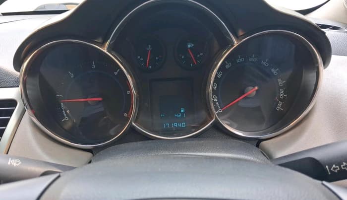 2016 Chevrolet Cruze LTZ, Diesel, Manual, 1,71,940 km, interior