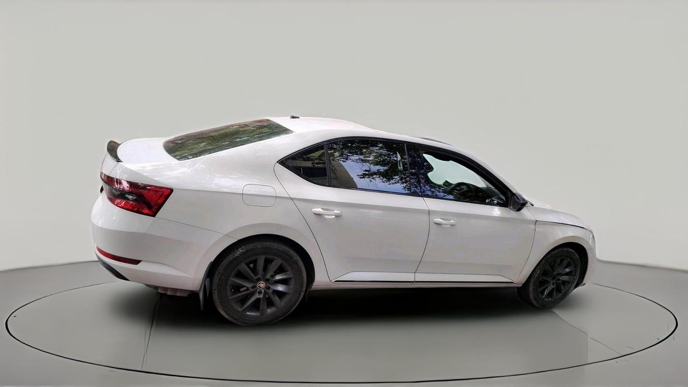 2022 Skoda Superb SPORTLINE AT, Petrol, Automatic, 20,064 km, exterior