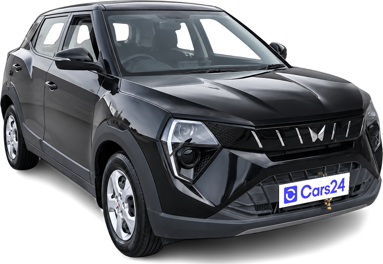 2025 Mahindra XUV 3XO - SUV - Petrol - Manual - ₹8.99 lakh
