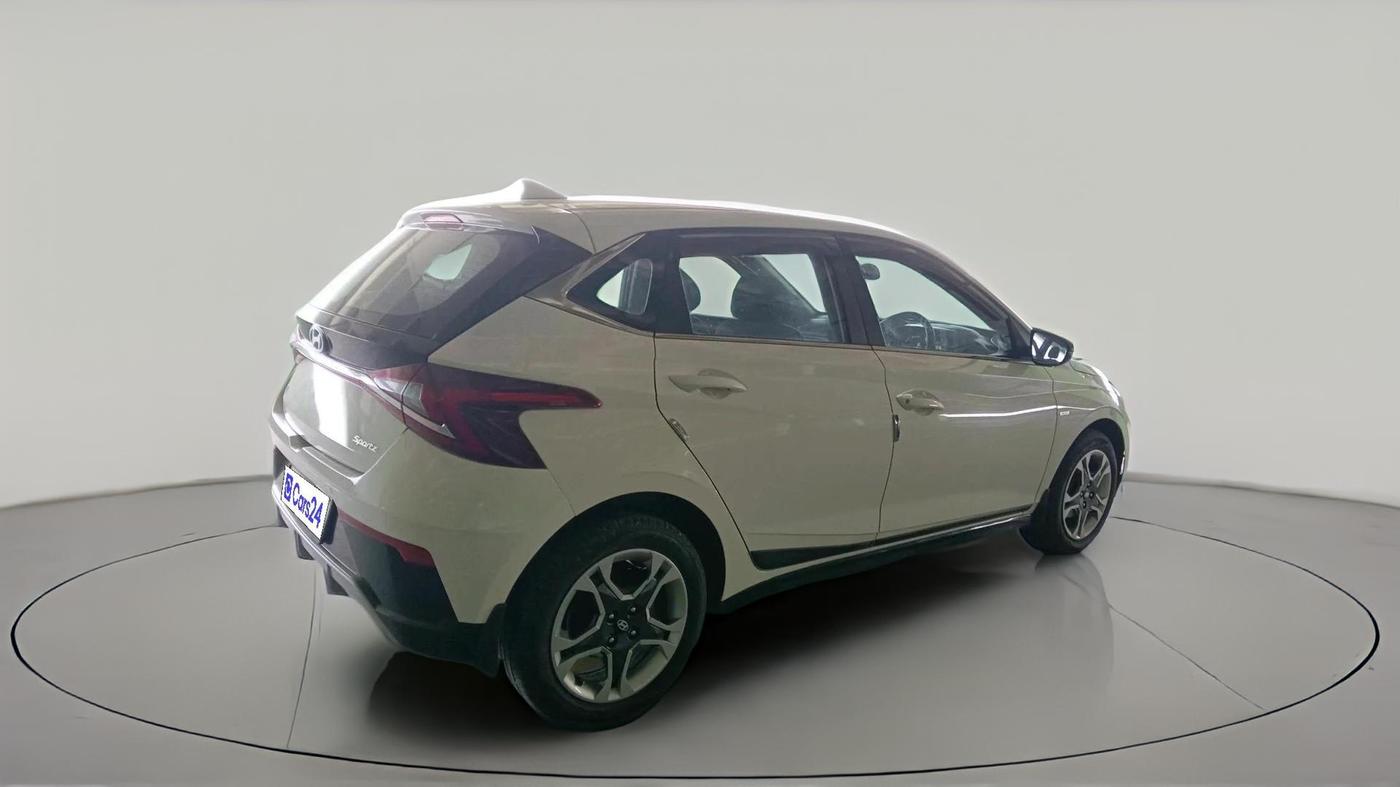 2024 Hyundai NEW I20 SPORTZ 1.2 IVT, Petrol, Automatic, 17,246 km, exterior