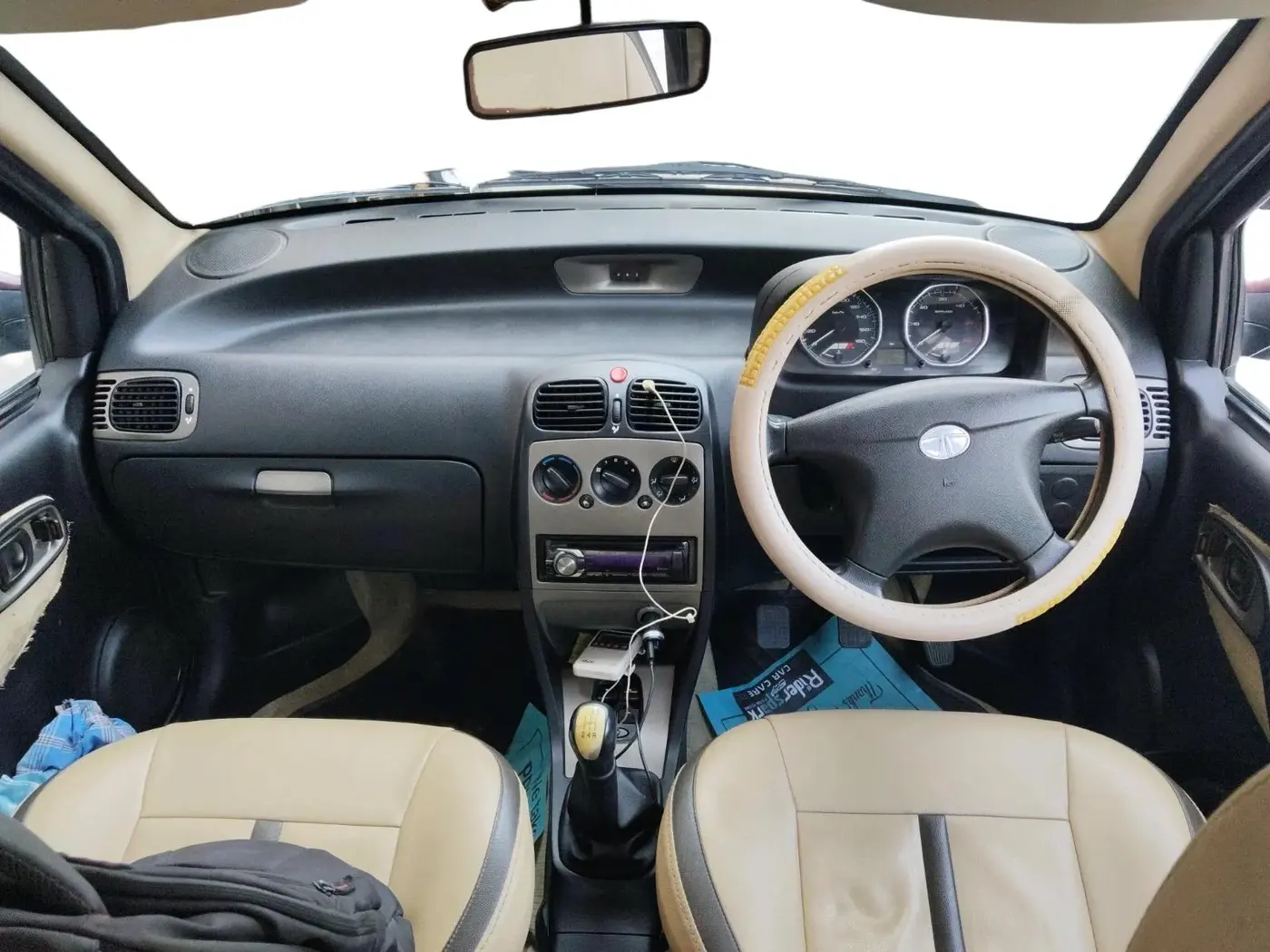 2013 Tata Indigo ECS LX CR4, Diesel, Manual, 1,16,975 km, interior
