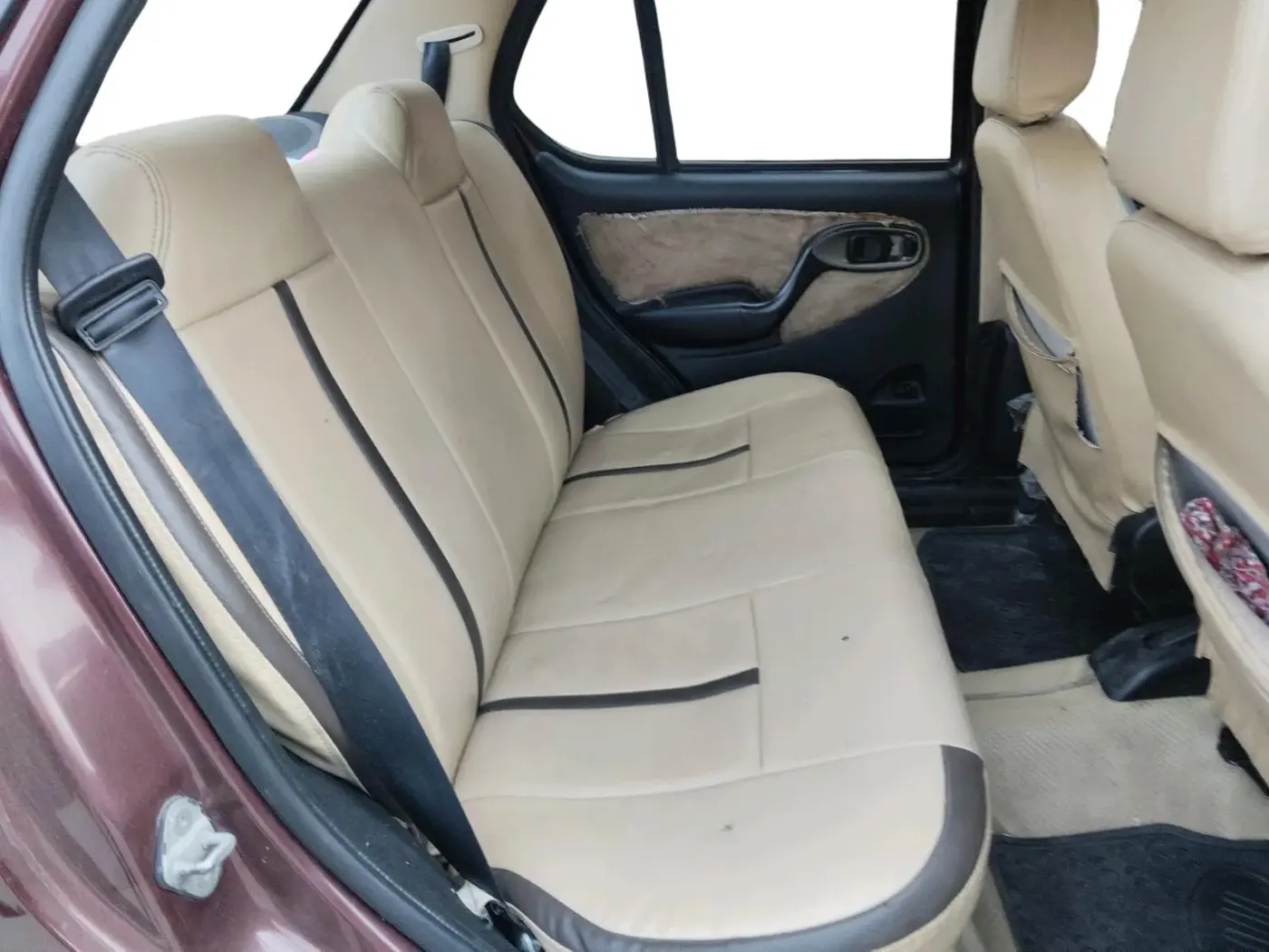 2013 Tata Indigo ECS LX CR4, Diesel, Manual, 1,16,975 km, interior