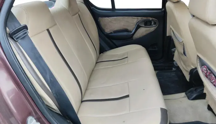 2013 Tata Indigo ECS LX CR4, Diesel, Manual, 1,16,975 km, interior