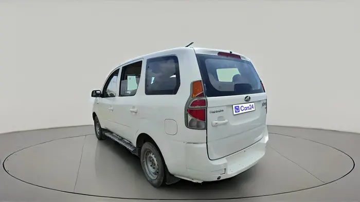 2012 Mahindra Xylo D2, Diesel, Manual, 2,00,371 km, exterior