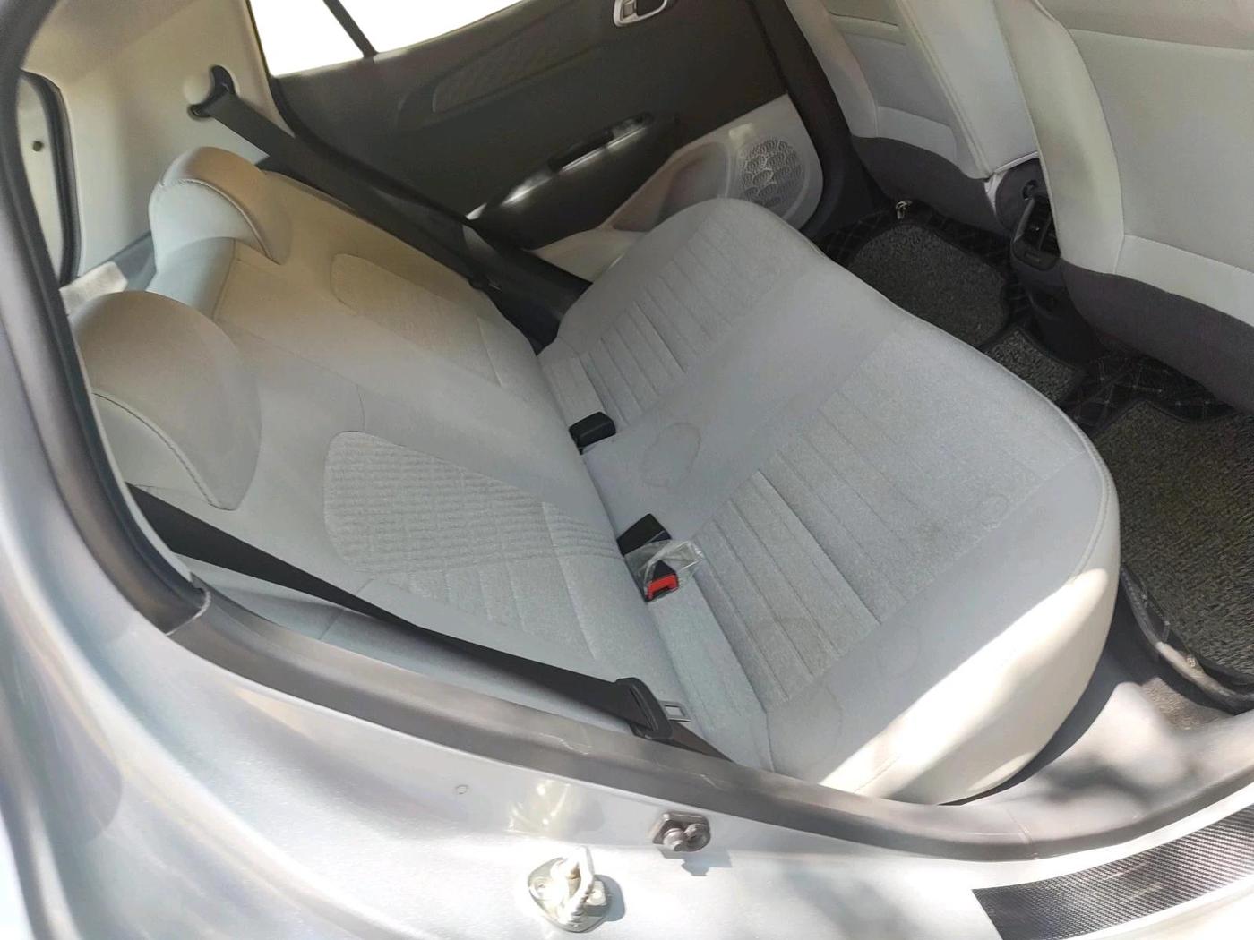 2023 Hyundai GRAND I10 NIOS SPORTZ 1.2 KAPPA VTVT, Petrol, Manual, 34,343 km, interior