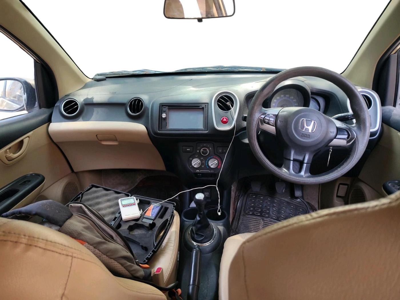 2014 Honda Mobilio 1.5L I-VTEC V, Petrol, Manual, 66,404 km, interior