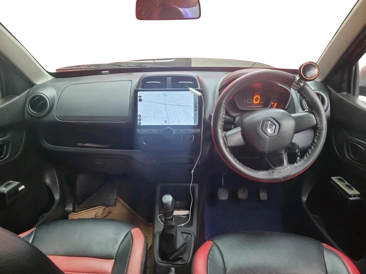 2017 Renault Kwid RXT 1.0, Petrol, Manual, 65,145 km, interior
