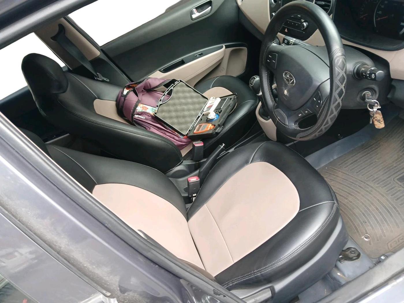 2016 Hyundai Grand i10 SPORTZ 1.2 KAPPA VTVT, Petrol, Manual, 18,325 km, interior