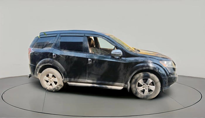 2015 Mahindra XUV500 W8, Diesel, Manual, 1,15,219 km, exterior