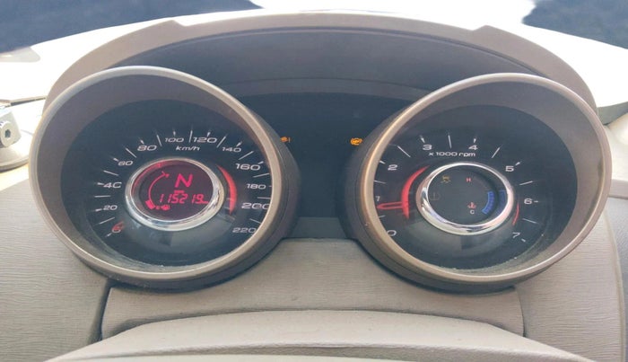 2015 Mahindra XUV500 W8, Diesel, Manual, 1,15,219 km, interior