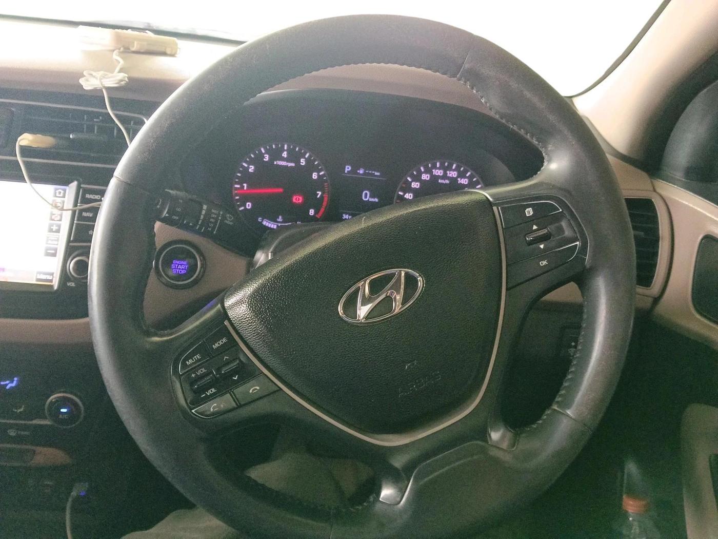 2019 Hyundai Elite i20 ASTA (O) CVT, Petrol, Automatic, 94,623 km, interior