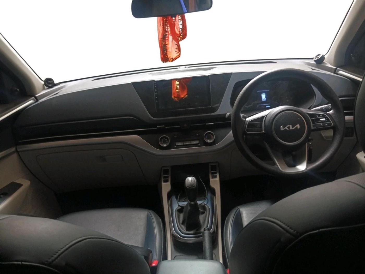 2023 KIA CARENS PREMIUM 1.5 PETROL 7 STR, Petrol, Manual, 5,207 km, interior