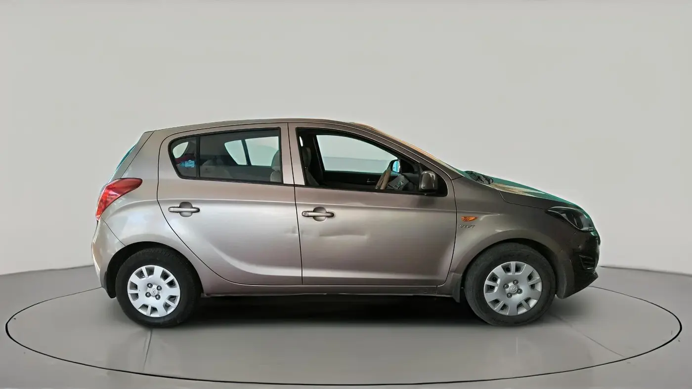 2013 Hyundai i20 MAGNA 1.2, Petrol, Manual, 24,745 km, exterior
