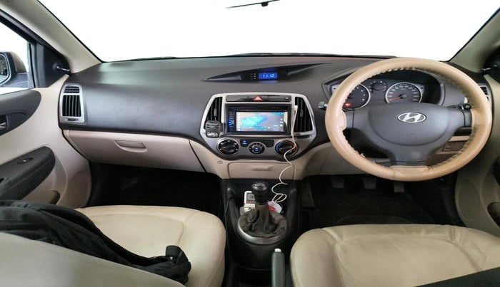 2013 Hyundai i20 MAGNA 1.2, Petrol, Manual, 24,745 km, interior
